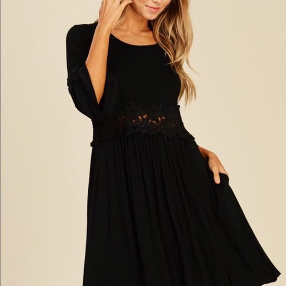 Annabelle quarter length sleeves
